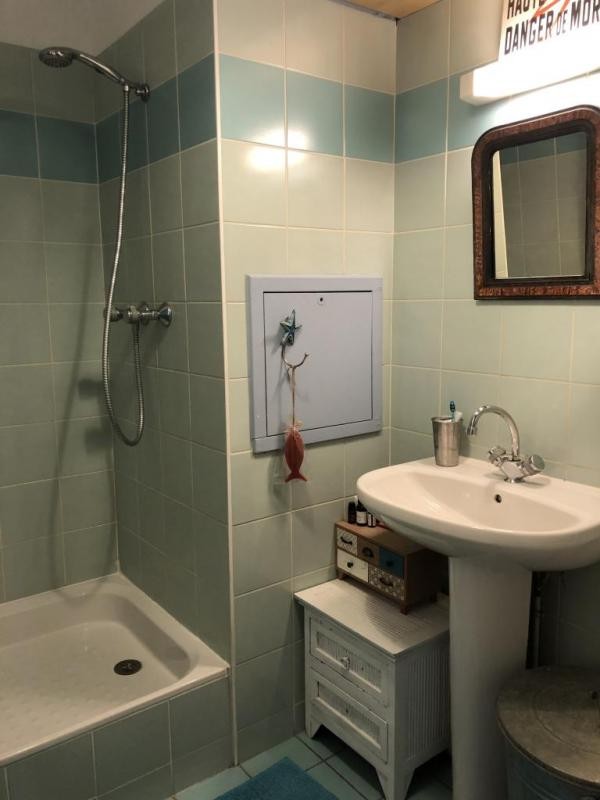 Location Appartement à Paris Buttes-Chaumont 19e arrondissement 1 pièce