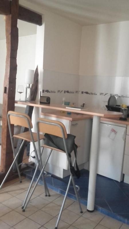 Location Appartement à Paris Buttes-Chaumont 19e arrondissement 1 pièce