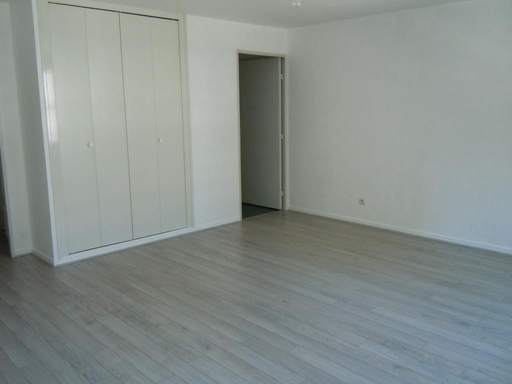 Location Appartement à Reims 1 pièce