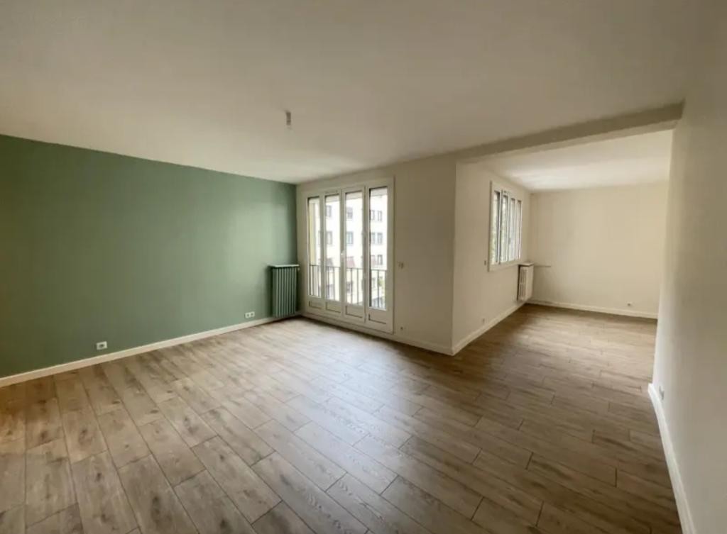 Location Appartement à Paris Ménilmontant 20e arrondissement 3 pièces