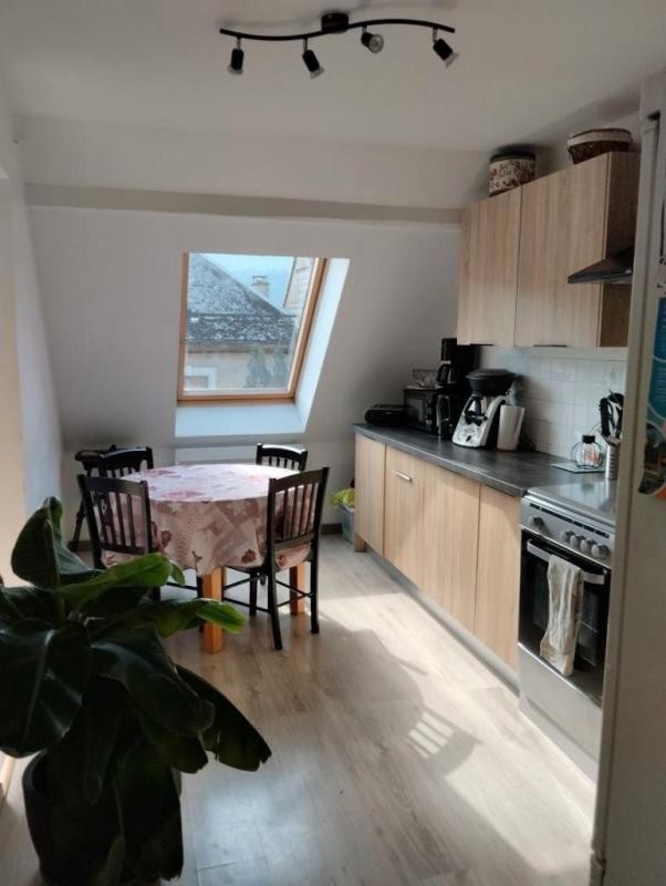 Location Appartement à les Échelles 4 pièces