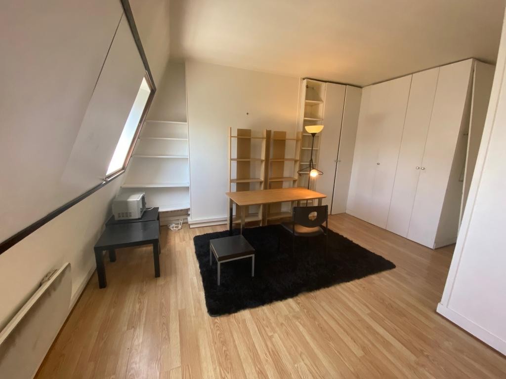 Location Appartement à Paris Batignolles-Monceaux 17e arrondissement 1 pièce