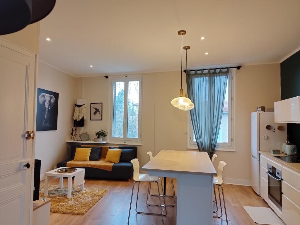 Location Appartement à Sainte-Foy-lès-Lyon 2 pièces