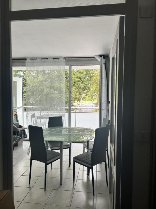 Location Appartement à Saint-Martin-d'Hères 1 pièce