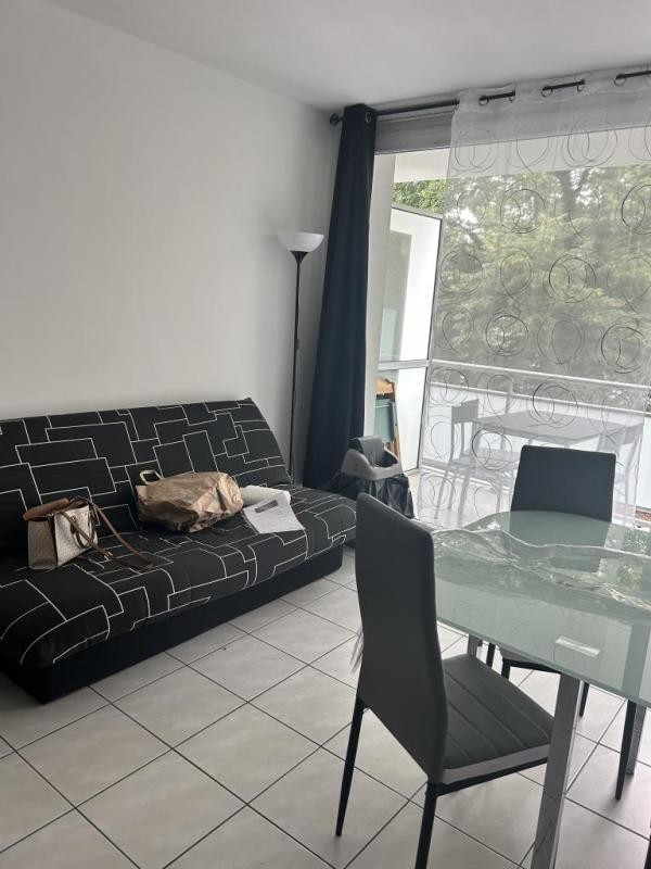 Location Appartement à Saint-Martin-d'Hères 1 pièce