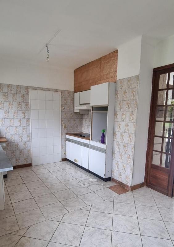 Location Appartement à Isles-les-Meldeuses 3 pièces