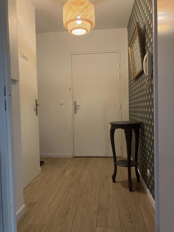 Location Appartement à Saint-Denis 2 pièces