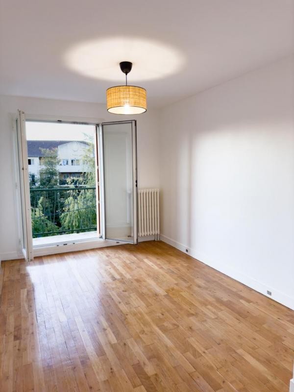 Location Appartement à Corbeil-Essonnes 3 pièces