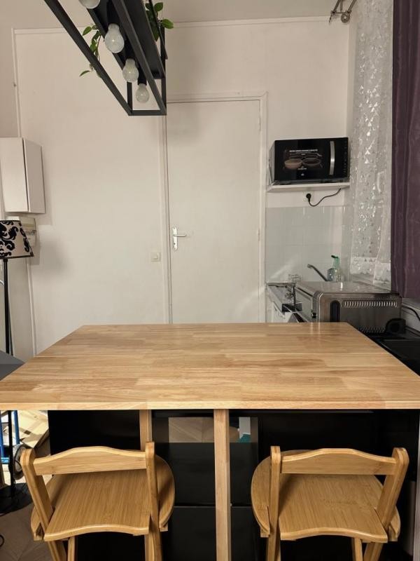 Location Appartement à Paris Ménilmontant 20e arrondissement 1 pièce