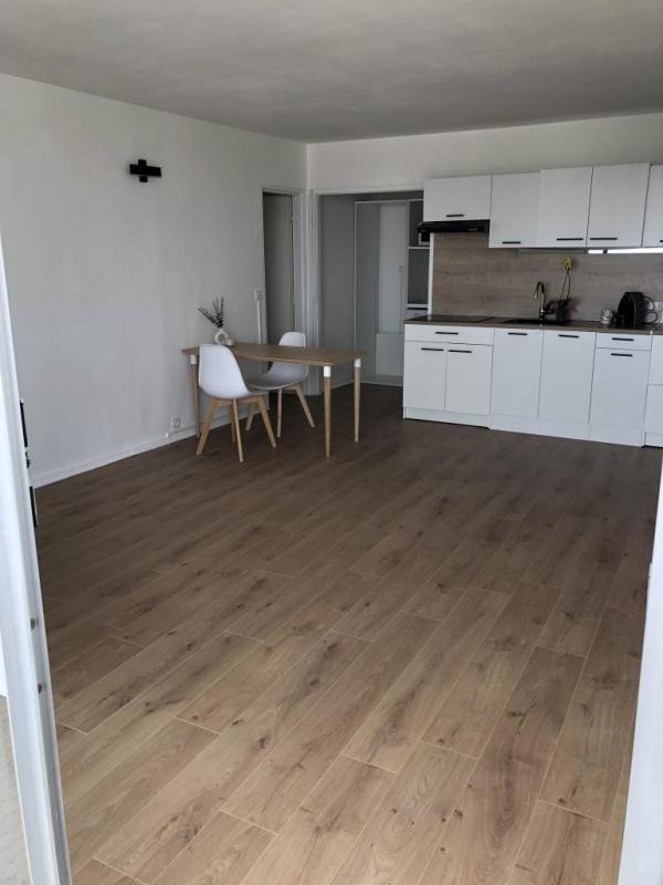 Location Appartement à Lyon 8e arrondissement 4 pièces