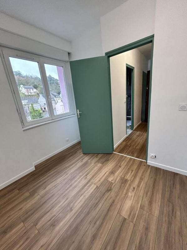 Location Appartement à Pont-de-Buis-lès-Quimerch 2 pièces