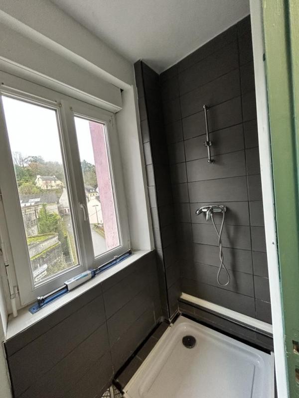 Location Appartement à Pont-de-Buis-lès-Quimerch 2 pièces