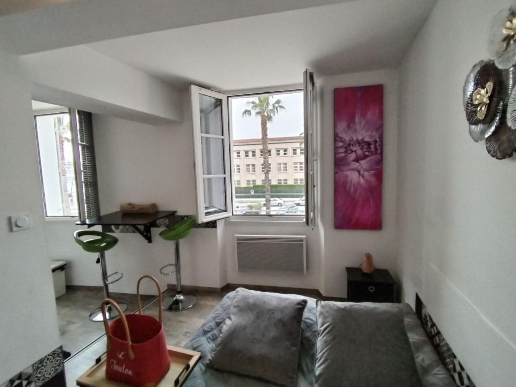 Location Appartement à Toulon 1 pièce