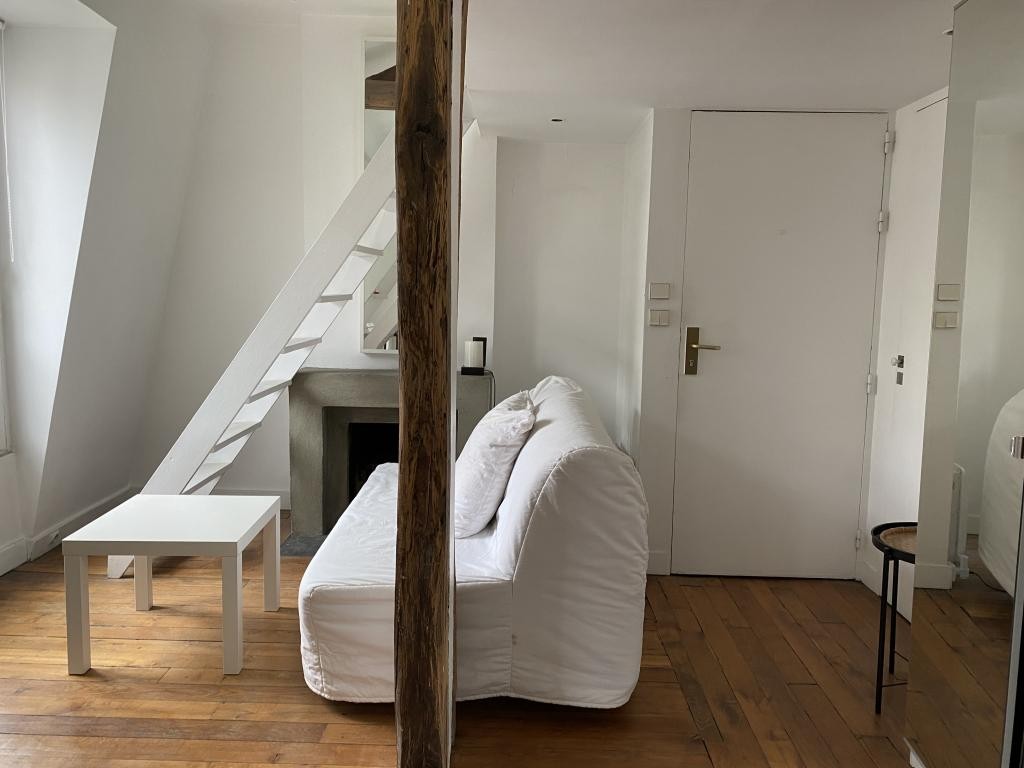 Location Appartement à Paris Buttes-Chaumont 19e arrondissement 1 pièce