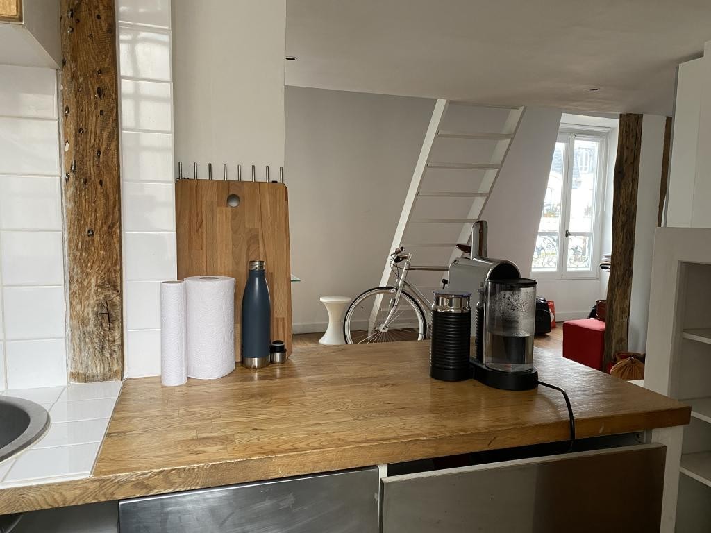 Location Appartement à Paris Buttes-Chaumont 19e arrondissement 1 pièce