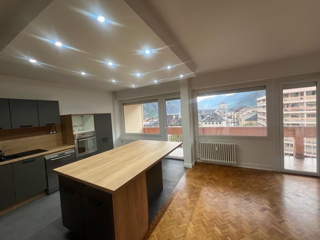 Location Appartement à Saint-Jean-de-Maurienne 4 pièces