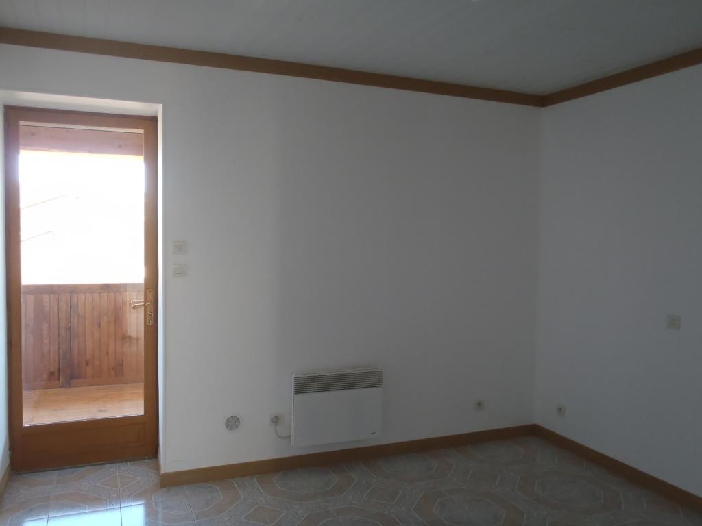 Location Appartement à Vion 6 pièces