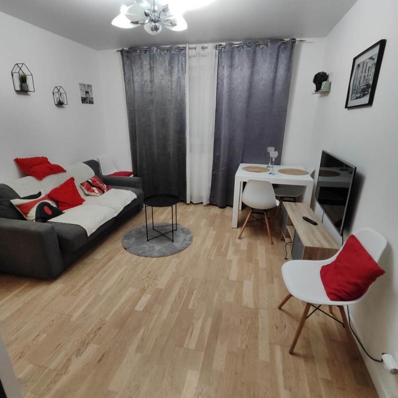 Location Appartement à Fresnes 2 pièces