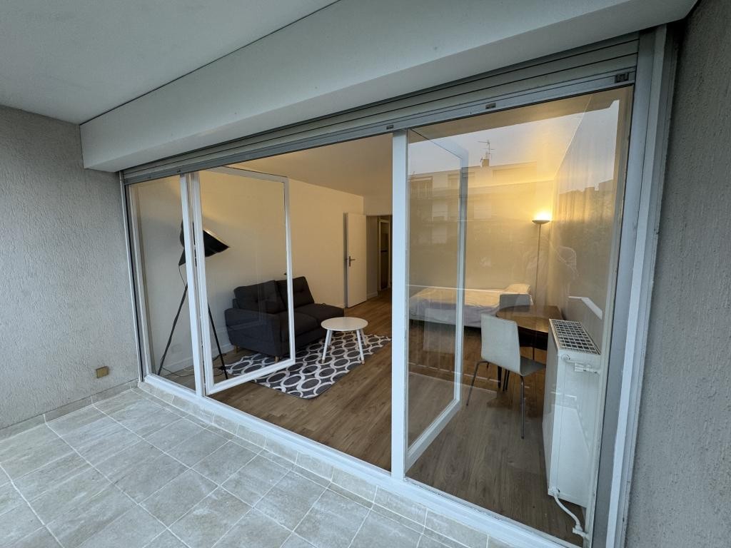 Location Appartement à Asnières-sur-Seine 1 pièce