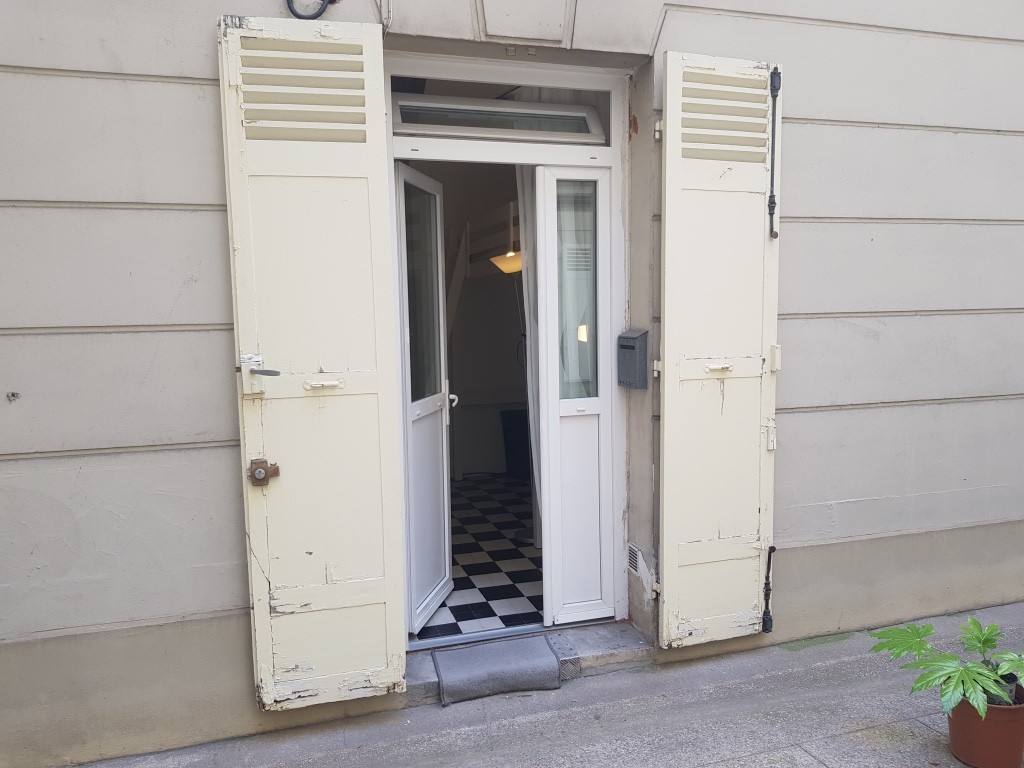 Location Appartement à Paris Batignolles-Monceaux 17e arrondissement 1 pièce