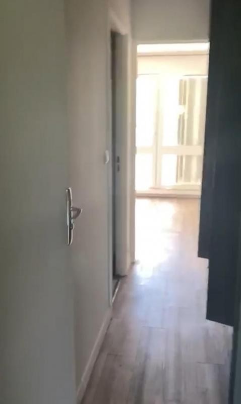 Location Appartement à Paris Buttes-Chaumont 19e arrondissement 2 pièces