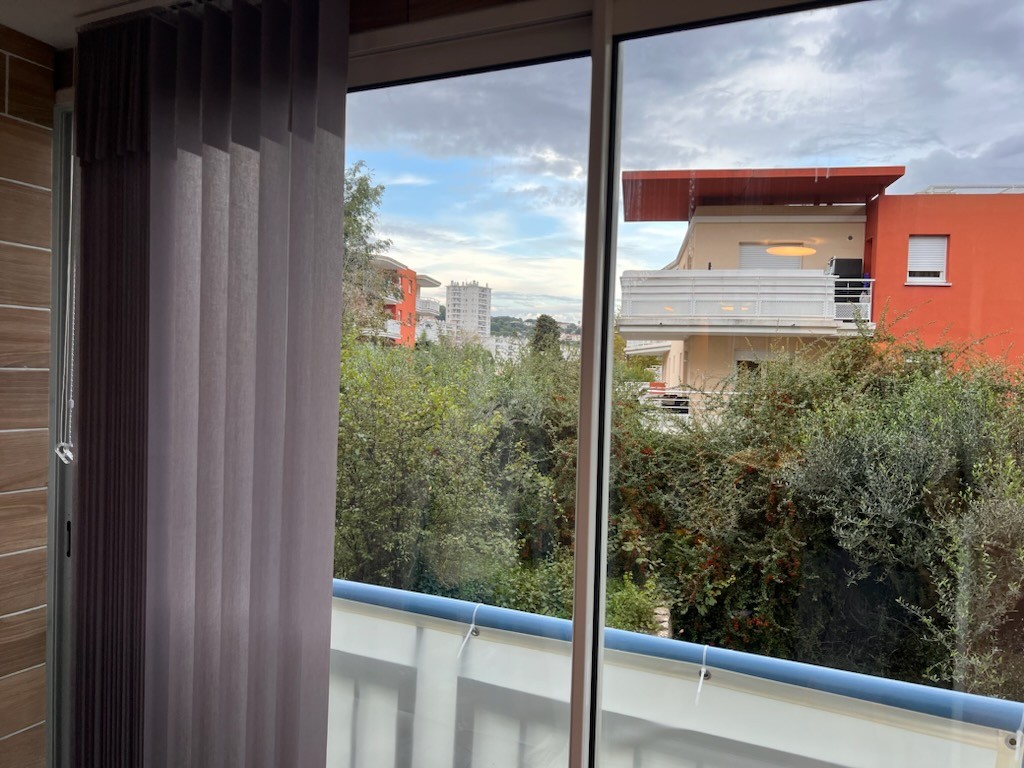 Location Appartement à Vallauris 1 pièce