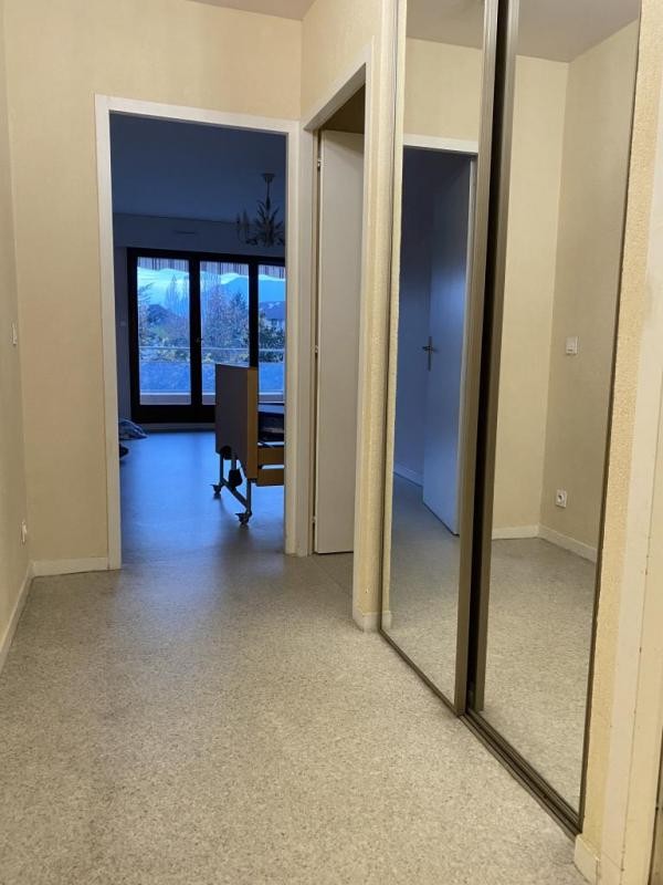 Location Appartement à Annecy-le-Vieux 1 pièce