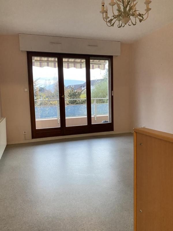 Location Appartement à Annecy-le-Vieux 1 pièce