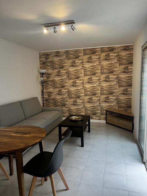 Location Appartement à Aigues-Mortes 2 pièces