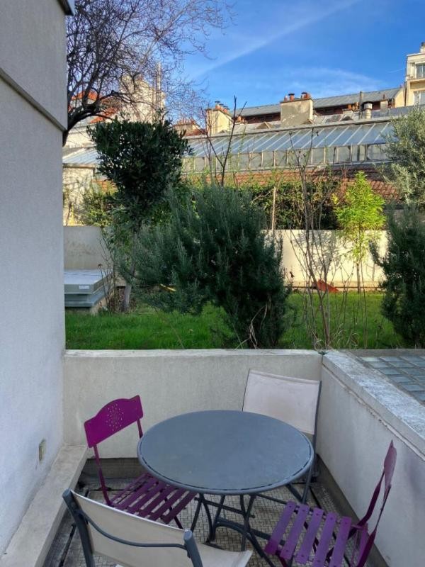 Location Appartement à Paris Vaugirard 15e arrondissement 1 pièce