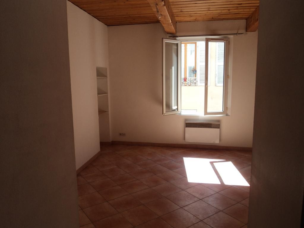 Location Appartement à Signes 2 pièces