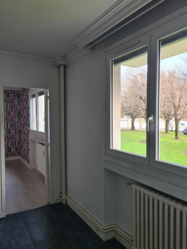 Location Appartement à Saint-Étienne 3 pièces