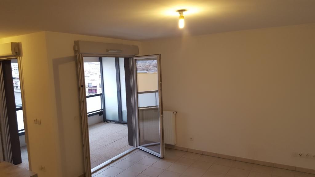 Location Appartement à Marseille 3e arrondissement 3 pièces