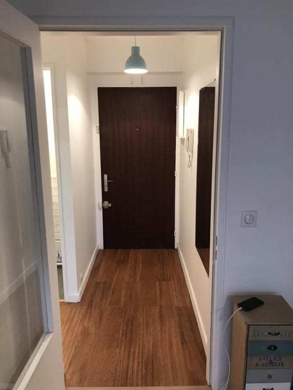 Location Appartement à Paris Ménilmontant 20e arrondissement 1 pièce