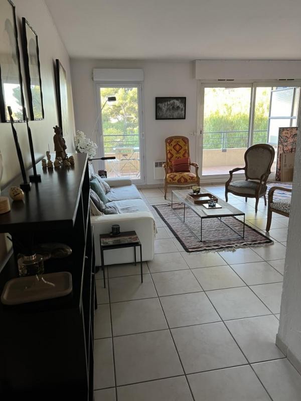 Location Appartement à Marseille 4e arrondissement 3 pièces