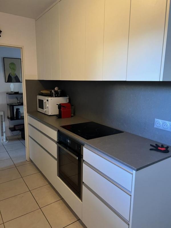 Location Appartement à Marseille 4e arrondissement 3 pièces