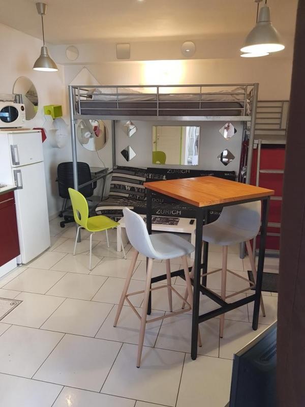 Location Appartement à Sainte-Savine 1 pièce