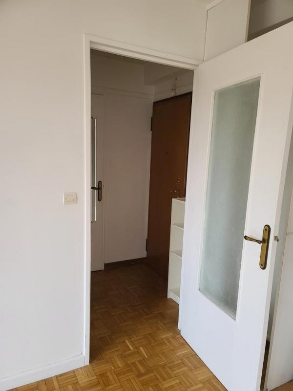 Location Appartement à Saint-Maur-des-Fossés 1 pièce