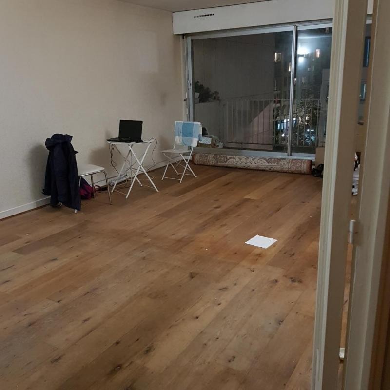 Location Appartement à Paris Vaugirard 15e arrondissement 3 pièces