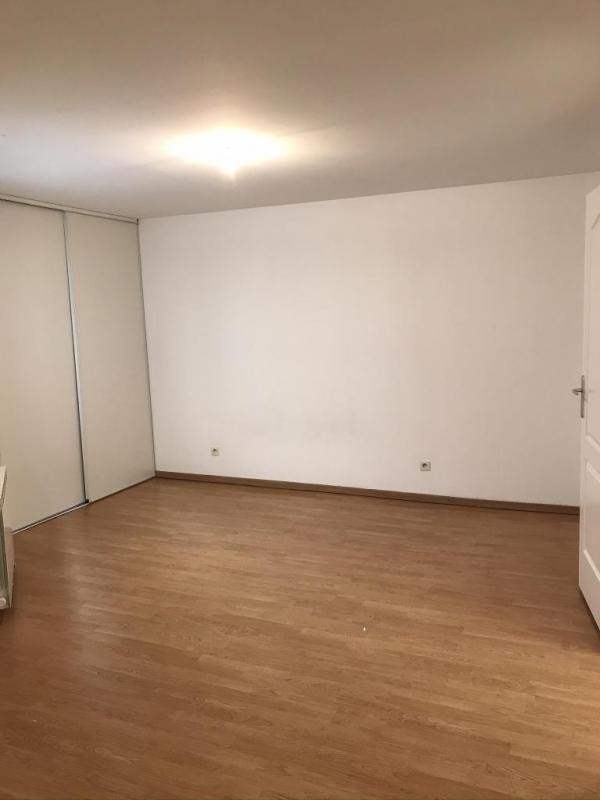 Location Appartement à Bourg-Saint-Andéol 2 pièces