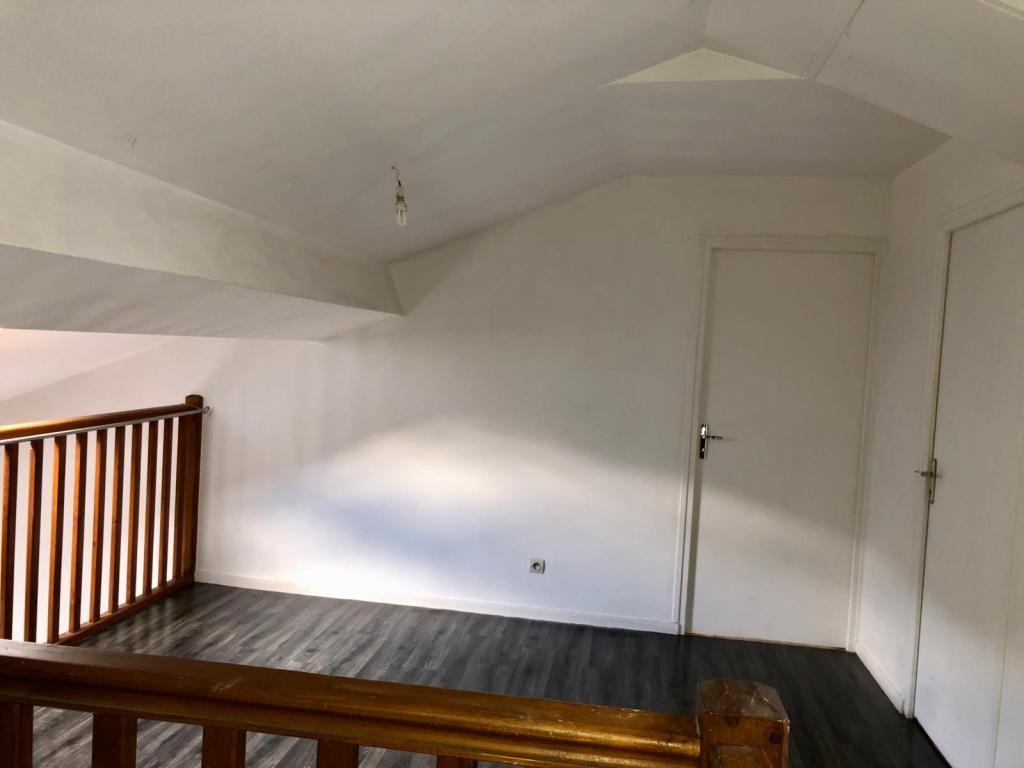 Location Appartement à le Chambon-Feugerolles 4 pièces