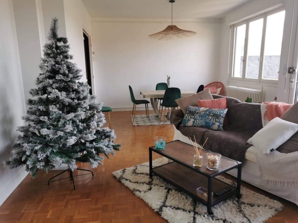 Location Appartement à Argentat 6 pièces