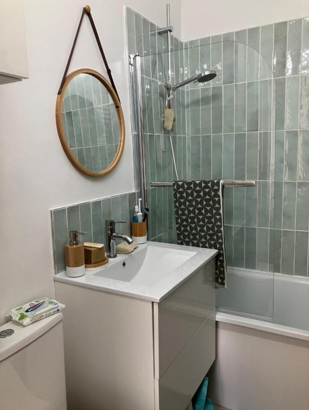 Location Appartement à Paris Entrepôt 10e arrondissement 1 pièce