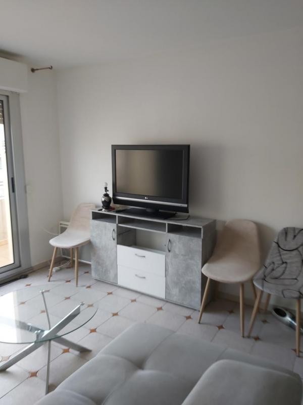 Location Appartement à Vallauris 2 pièces