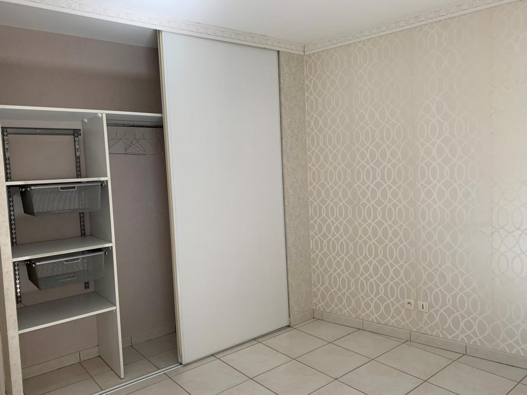 Location Appartement à Marseille 5e arrondissement 3 pièces