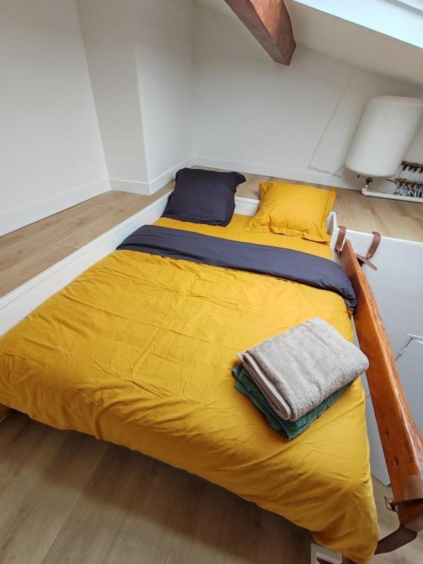 Location Appartement à Paris Entrepôt 10e arrondissement 1 pièce