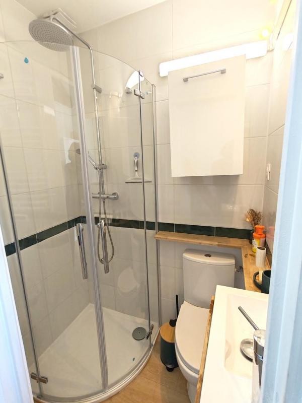 Location Appartement à Paris Entrepôt 10e arrondissement 1 pièce