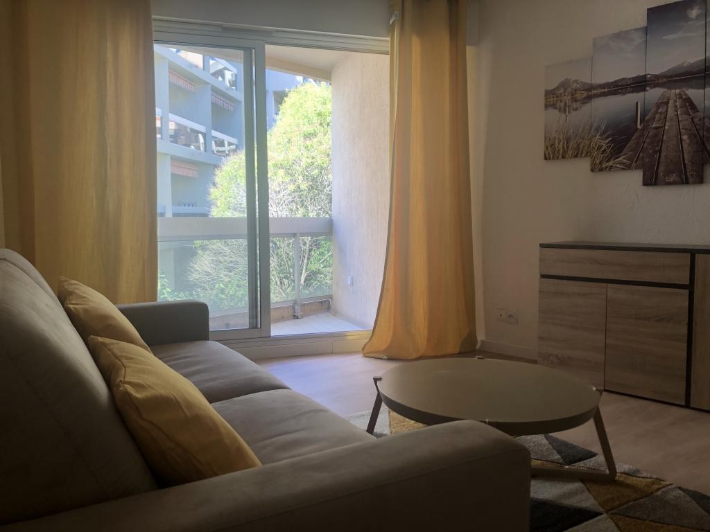 Location Appartement à Antibes 1 pièce