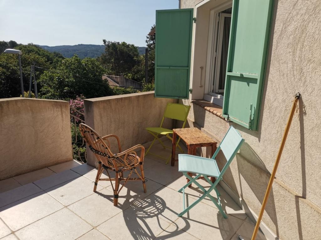 Location Appartement à Aix-en-Provence 5 pièces