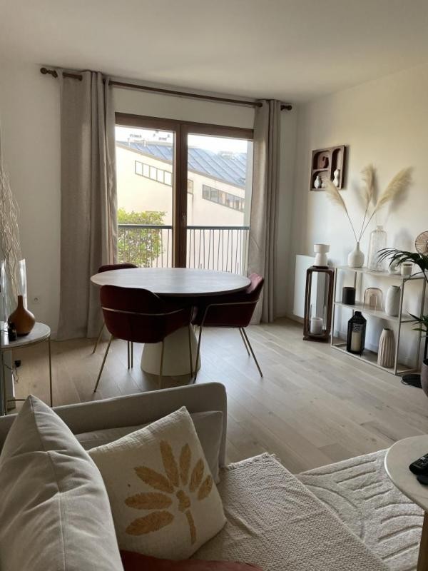 Location Appartement à Arcueil 3 pièces